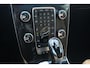 Volvo V40 Cross Country T3Automaat Polar+ Luxury | Panoramadak | Premium audio installatie | Verwarmbare voorstoelen | Standkachel | Keyless |