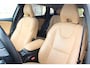 Volvo V40 Cross Country T3Automaat Polar+ Luxury | Panoramadak | Premium audio installatie | Verwarmbare voorstoelen | Standkachel | Keyless |