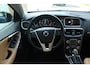 Volvo V40 Cross Country T3Automaat Polar+ Luxury | Panoramadak | Premium audio installatie | Verwarmbare voorstoelen | Standkachel | Keyless |