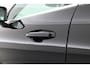 Volvo XC40 1.5 T4 Plug-in hybrid Plus Bright | Memory stoel | H&K Audio | Stoel- stuurverw. | Camera | CarPlay |