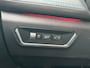 Lynk & Co 01 261PK Plug-in Hybrid Automaat Black Edition + 20''/ Navi/ Clima/ Ad.Cruise/ Panorama/ Camera/ Full-LED/ Infinity/ NL auto