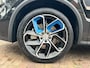 Lynk & Co 01 261PK Plug-in Hybrid Automaat Black Edition + 20''/ Navi/ Clima/ Ad.Cruise/ Panorama/ Camera/ Full-LED/ Infinity/ NL auto