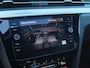 Volkswagen Arteon 1.4 TSI eHybrid R-Line Business+ | Panoramadak | Trekhaak | Camera | Sfeerverlichting | Estoril R-Line 20 inch | NL-Auto |