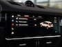 Porsche Cayenne 3.0 E-Hybrid Platinum Edition | SPORTDESIGN | SPORTCHRONO | MOONLIGHTBLUE | ELEKTR. TREKHAAK | SOFTCLOSE | ADAPTIVE CRUISE CONTROL | HEAD-UP | BOSE | 22 INCH | PASM LUCHTVERING | PANORAMA/SCHUIF-KANTELDAK | 18-WEG STOELEN |