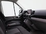 Volkswagen Crafter 2.0 TDI L3H3 Highline 140PK | Automaat | Trekhaak | Navigatie | Cruise Control | Multifunctioneel Stuurwiel | Apple/Android Carplay | DAB+ | Parkeersensoren Voor + Achter | Achteruitrijcamera |