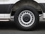 Volkswagen Crafter 2.0 TDI L3H3 Highline 140PK | Automaat | Trekhaak | Navigatie | Cruise Control | Multifunctioneel Stuurwiel | Apple/Android Carplay | DAB+ | Parkeersensoren Voor + Achter | Achteruitrijcamera |