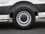 Volkswagen Crafter 2.0 TDI L3H3 Highline 140PK | Automaat | Trekhaak | Navigatie | Cruise Control | Multifunctioneel Stuurwiel | Apple/Android Carplay | DAB+ | Parkeersensoren Voor + Achter | Achteruitrijcamera |