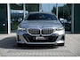 BMW 5-Serie Touring 530e M Sport | Driving Assistant Professional |  Innovation Pack | Travel Pack | Harman Kardon | Stuurwielverwarming | BMW Iconic Glow exterieurpakket |