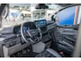 Ford Transit Custom 320 2.5 PHEV L2H1 Limited Black Platinum Dubbel Cabine | DEMO-DEAL | 360 camera | Leder | Cruise adaptief | Dubbele zijschuifdeur | Stoel/stuur/voorruit verwarming | Apple Carplay/Android Auto | 17 inch lichtmetalen velgen (Carbonised Grey) | 8-weg verstelbare bestuurdersstoel incl. lendensteun en verstelbare armsteunen | Achteruitrijcamera