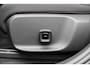 Volvo EX30 Cross Country P5 Long Range Plus Europa 69 kWh Elektrisch Verstelbare Voorstoelen | Harman/Kardon Premium Audio | Elektrische Achterklep | Keyless Entry | BLIS | 19-inch Velgen Cross Country | Getint Glas | Stuurverwarming | Stoelverwarming | Parkeersensoren Voor & Achter | Achteruitrijcamera | Adaptive Cruise Control | Pilot Assist | Apple Carplay | Android Auto | Interieurverlichting | Black Interieur |