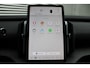 Volvo EX30 Cross Country P5 Long Range Plus Europa 69 kWh Elektrisch Verstelbare Voorstoelen | Harman/Kardon Premium Audio | Elektrische Achterklep | Keyless Entry | BLIS | 19-inch Velgen Cross Country | Getint Glas | Stuurverwarming | Stoelverwarming | Parkeersensoren Voor & Achter | Achteruitrijcamera | Adaptive Cruise Control | Pilot Assist | Apple Carplay | Android Auto | Interieurverlichting | Black Interieur |