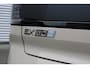 Volvo EX30 Cross Country P5 Long Range Plus Europa 69 kWh Elektrisch Verstelbare Voorstoelen | Harman/Kardon Premium Audio | Elektrische Achterklep | Keyless Entry | BLIS | 19-inch Velgen Cross Country | Getint Glas | Stuurverwarming | Stoelverwarming | Parkeersensoren Voor & Achter | Achteruitrijcamera | Adaptive Cruise Control | Pilot Assist | Apple Carplay | Android Auto | Interieurverlichting | Black Interieur |