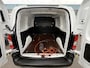 Citroën E-Berlingo Club 50 kWh 3 Zitplaatsen Climate Control 16" velgen 2x Camera Carplay