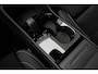 Volvo EC40 Single Motor Extended Range Ultra Europa 82 kWh | Visual Park Assist met 360° Camera | Harman/Kardon | Vast Panoramadak | Elektrisch Verstelbare Voorstoelen Met Geheugen | Connect Microtech/Nubuck Bekleding | BLIS | Adaptive Cruise Control | Stoelverwarming Voor- en Achter | Stuurverwarming | Pilot Assist | Elektrische Achterklep Met Sensorsturing | Keyless |
