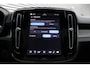 Volvo EC40 Single Motor Extended Range Ultra Europa 82 kWh | Visual Park Assist met 360° Camera | Harman/Kardon | Vast Panoramadak | Elektrisch Verstelbare Voorstoelen Met Geheugen | Connect Microtech/Nubuck Bekleding | BLIS | Adaptive Cruise Control | Stoelverwarming Voor- en Achter | Stuurverwarming | Pilot Assist | Elektrische Achterklep Met Sensorsturing | Keyless |