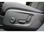 Volvo EC40 Single Motor Extended Range Ultra Europa 82 kWh | Visual Park Assist met 360° Camera | Harman/Kardon | Vast Panoramadak | Elektrisch Verstelbare Voorstoelen Met Geheugen | Connect Microtech/Nubuck Bekleding | BLIS | Adaptive Cruise Control | Stoelverwarming Voor- en Achter | Stuurverwarming | Pilot Assist | Elektrische Achterklep Met Sensorsturing | Keyless |