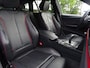 BMW 3-Serie Touring 320i High Executive NAP/HEAD-UP/LEER/NAV