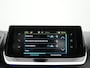 Peugeot e-208 EV Allure 50 kWh 136 PK | Navigatie | Climate Control | Achteruitrijcamera | DAB+ | Stoelverwarming | 16" |