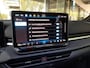 Volkswagen T-Roc 1.5 eTSI 150pk DSG R-Line Blackstyle (Pano,Camera)