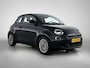 Fiat 500 118pk Urban 42 kWh Automaat | LAGE KM | Apple Carplay/Android Auto | Climate Control | Camera | Dodehoekdetectie | Stoelverwarming |