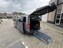 Toyota ProAce Electric LONG EXTRA RANGE DYNAMIC 75KWH 8-PERSOONS ROLSTOELAUTO VERLAAGD-INBOUW-OPRIJPLAAT 2x SCHUIFDEUR