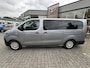 Toyota ProAce Electric LONG EXTRA RANGE DYNAMIC 75KWH 8-PERSOONS ROLSTOELAUTO VERLAAGD-INBOUW-OPRIJPLAAT 2x SCHUIFDEUR