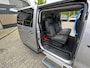 Toyota ProAce Electric LONG EXTRA RANGE DYNAMIC 75KWH 8-PERSOONS ROLSTOELAUTO VERLAAGD-INBOUW-OPRIJPLAAT 2x SCHUIFDEUR