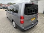 Toyota ProAce Electric LONG EXTRA RANGE DYNAMIC 75KWH 8-PERSOONS ROLSTOELAUTO VERLAAGD-INBOUW-OPRIJPLAAT 2x SCHUIFDEUR