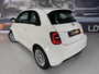 Fiat 500e RED / Camera / Apple Carplay / All-season banden / 12252 km.