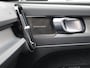 Volvo XC40 1.5 T5 Twin Engine R-Design Automaat / Panoramadak / Trekhaak / 360*  camera / Harman Kardon Audio / BLIS