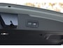 Volvo V60 T8 Plug-in hybrid AWD Ultra Dark | Panoramadak | Trekhaak | 360 graden camera | Head-up display | Verwarmbare voorstoelen, achterbank en stuurwiel | Premium audio by Harman Kardon