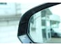 Volvo V60 T8 Plug-in hybrid AWD Ultra Dark | Panoramadak | Trekhaak | 360 graden camera | Head-up display | Verwarmbare voorstoelen, achterbank en stuurwiel | Premium audio by Harman Kardon