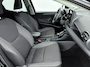 Toyota Yaris 1.5 Hybrid 115 Dynamic | Dodehoek detectie | Parkeersensoren voor/achter | Stoel-/stuurverwarming | Apple Carplay / Android Auto | Adaptive Cruise | Keyless | 16 inch
