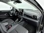 Toyota Yaris 1.5 Hybrid 115 Dynamic | Dodehoek detectie | Parkeersensoren voor/achter | Stoel-/stuurverwarming | Apple Carplay / Android Auto | Adaptive Cruise | Keyless | 16 inch