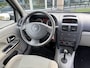 Renault Clio 1.2-16V Dynamique Comfort Automaat I Airco
