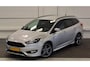 Ford Focus Wagon 1.5 ST-Line Trekhaak Xenon 100% Dealer onderhouden Mooi!