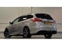 Ford Focus Wagon 1.5 ST-Line Trekhaak Xenon 100% Dealer onderhouden Mooi!