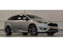 Ford Focus Wagon 1.5 ST-Line Trekhaak Xenon 100% Dealer onderhouden Mooi!