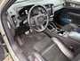 Volvo XC40 Recharge P8 AWD R-Design | Trekhaak | Two-Tone | Panoramadak | Harman Kardon Audio | 360 Graden Camera | Parkeersensoren | Keyless Entry | Elektrische Achterklep | Cruise Control Adaptief | BLIS | Google Navigatie | Apple Carplay | Android Auto
