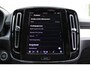 Volvo XC40 2.0 B4 Plus Dark | Trekhaak Semi-Elektrisch Inklapbaar | Elektrisch Verstelbare Stoelen Met Geheugen | Adaptieve Cruise Control | Pilot Assist | Google | Keyless | BLIS | Harman/Kardon | Stuurverwarming | Stoelverwarming | Parkeersensoren Voor & Achter incl. Achteruitrijcamera | 18-Inch Lichtmetalen Velgen |