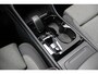 Volvo XC40 2.0 B4 Plus Dark | Trekhaak Semi-Elektrisch Inklapbaar | Elektrisch Verstelbare Stoelen Met Geheugen | Adaptieve Cruise Control | Pilot Assist | Google | Keyless | BLIS | Harman/Kardon | Stuurverwarming | Stoelverwarming | Parkeersensoren Voor & Achter incl. Achteruitrijcamera | 18-Inch Lichtmetalen Velgen |