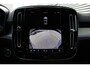 Volvo XC40 2.0 B4 Plus Dark | Trekhaak Semi-Elektrisch Inklapbaar | Elektrisch Verstelbare Stoelen Met Geheugen | Adaptieve Cruise Control | Pilot Assist | Google | Keyless | BLIS | Harman/Kardon | Stuurverwarming | Stoelverwarming | Parkeersensoren Voor & Achter incl. Achteruitrijcamera | 18-Inch Lichtmetalen Velgen |