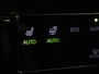 Toyota BZ4X Dynamic 71 kWh - SOH 100% !!!- ORIGINEEL NEDERLANDSE AUTO - VASTE TREKHAAK - TREKGEWICHT 750 KG - PARKEERSENSOREN VOOR/ ACHTER - 3 FASE - DRAADLOZE TELEFOONLADER - ELEKTRISCHE ACHTERKLEP - STUUR EN STOELVERWARMING - ELEKTRISCH VERSTELBARE BESTUURDERSSTOEL