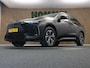 Toyota BZ4X Dynamic 71 kWh - SOH 100% !!!- ORIGINEEL NEDERLANDSE AUTO - VASTE TREKHAAK - TREKGEWICHT 750 KG - PARKEERSENSOREN VOOR/ ACHTER - 3 FASE - DRAADLOZE TELEFOONLADER - ELEKTRISCHE ACHTERKLEP - STUUR EN STOELVERWARMING - ELEKTRISCH VERSTELBARE BESTUURDERSSTOEL
