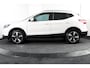 Nissan Qashqai 1.2 116 PK N-Connecta | Panodak | Afn. Trekhaak | Cruise | 360 camera | PDC | NAV | Auto.Airco | LM 18" | All Seasons |