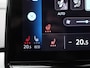 Volkswagen ID.4 Pro 77 kWh 204 PK| GERESERVEERD | Dealeronderhouden | Navigatie | Stoelverwarming | Stuurwielverwarming | Achteruitrijcamera | Parkeersensoren | Keyless Access