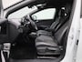 Volkswagen ID.4 Pro 77 kWh 204 PK| GERESERVEERD | Dealeronderhouden | Navigatie | Stoelverwarming | Stuurwielverwarming | Achteruitrijcamera | Parkeersensoren | Keyless Access