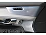 Volvo XC90 T8 Plug-in hybrid Ultra Dark Executive Edition | Bowers & Wilkins | Panoramadak | Luchtvering | Massagestoelen | Head-Up Display | Extra getint glas | 360 graden camera | Geventileerde voorstoelen | 22 inch. lichtmetalen velgen | Stoel-/ stuurwielverwarming | Verwarmde achterbank | Pilot assist