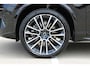 Volvo XC90 T8 Plug-in hybrid Ultra Dark Executive Edition | Bowers & Wilkins | Panoramadak | Luchtvering | Massagestoelen | Head-Up Display | Extra getint glas | 360 graden camera | Geventileerde voorstoelen | 22 inch. lichtmetalen velgen | Stoel-/ stuurwielverwarming | Verwarmde achterbank | Pilot assist