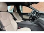 Volvo XC60 2.0 T6 Plug-in hybrid AWD Essential | Denim Blue metallic | Cardamom Nordico bekleding | 19 inch lichtmetalen velgen met all season banden | Adaptieve Cruise Control | Park Assist voor & achter met camera | Stoel- & stuurwielverwarming